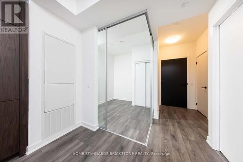 1105 - 117 Broadway Avenue, Toronto, ON - Indoor Photo Showing Other Room