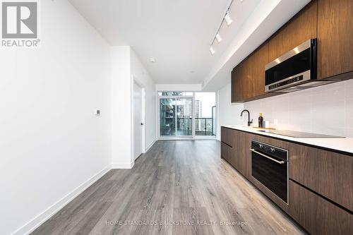 1105 - 117 Broadway Avenue, Toronto, ON - Indoor