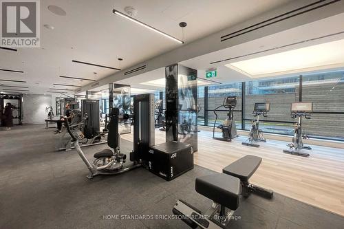 1105 - 117 Broadway Avenue, Toronto, ON - Indoor Photo Showing Gym Room