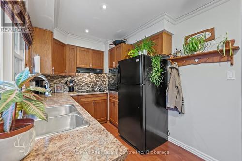 5 Churchill Crescent E, Centre Wellington (Fergus), ON - Indoor Photo Showing Kitchen With Double Sink