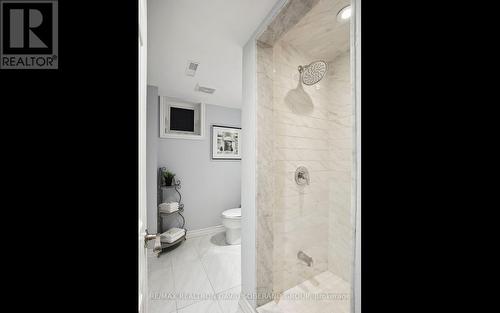 19 Vinci Crescent, Toronto, ON - Indoor Photo Showing Bathroom