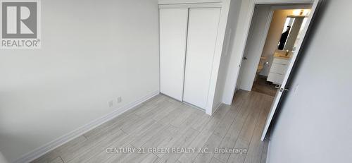 2801 - 30 Elm Drive W, Mississauga, ON - Indoor Photo Showing Other Room