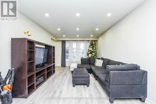 3646 Corliss Crescent, Mississauga, ON - Indoor Photo Showing Other Room