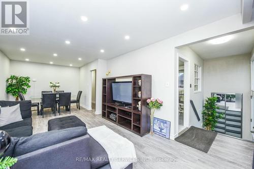 3646 Corliss Crescent, Mississauga, ON - Indoor