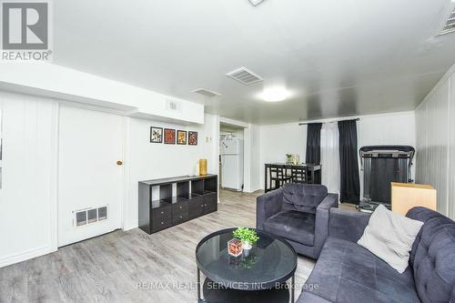 3646 Corliss Crescent, Mississauga, ON - Indoor