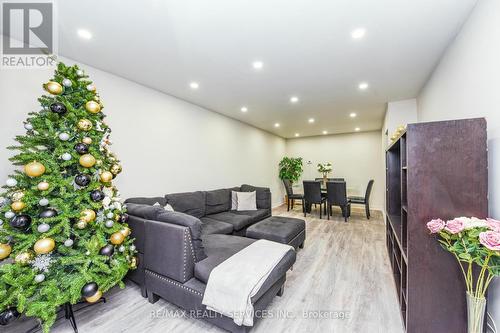 3646 Corliss Crescent, Mississauga, ON - Indoor