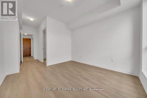 317 - 509 Dundas Street W, Oakville, ON - Indoor Photo Showing Other Room