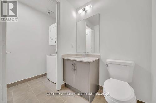 317 - 509 Dundas Street W, Oakville, ON - Indoor Photo Showing Bathroom