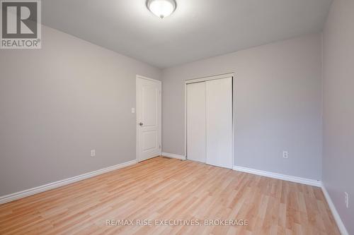 912 Oakview Street, Kingston, ON - Indoor Photo Showing Other Room