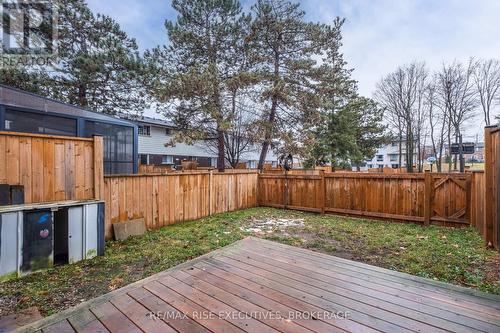 912 Oakview Street, Kingston, ON - Outdoor With Backyard