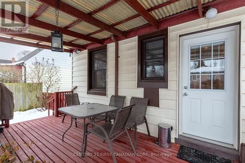 20 Apeldoorn Crescent, London, ON - Outdoor With Deck Patio Veranda With Exterior