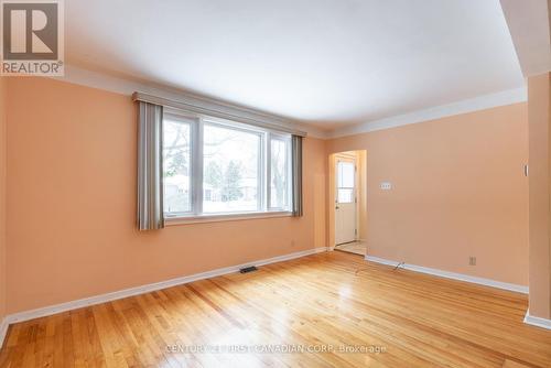 20 Apeldoorn Crescent, London, ON - Indoor Photo Showing Other Room