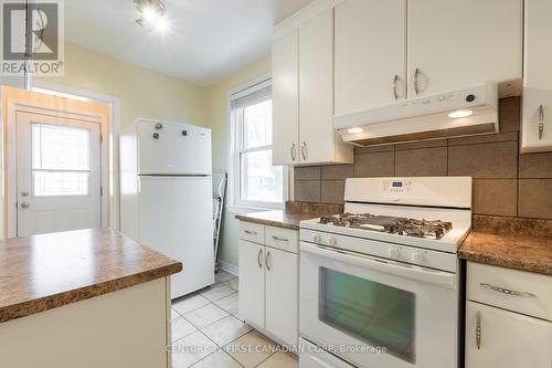 20 Apeldoorn Crescent, London, ON - Indoor Photo Showing Kitchen