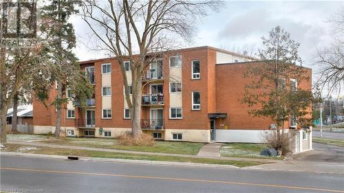 371 Dale Crescent Unit# 6, Waterloo, ON - Outdoor With Facade