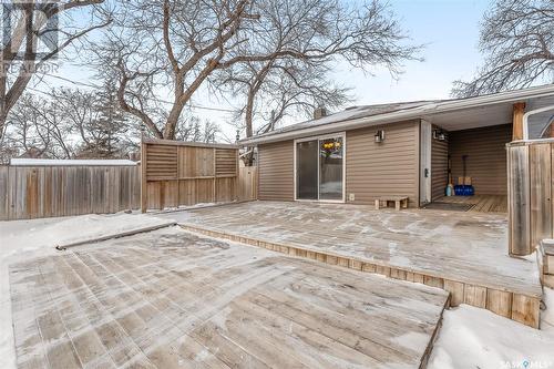 941 Montgomery Street, Moose Jaw, SK - Outdoor With Exterior