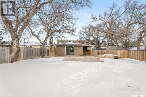 941 Montgomery Street, Moose Jaw, SK - Outdoor