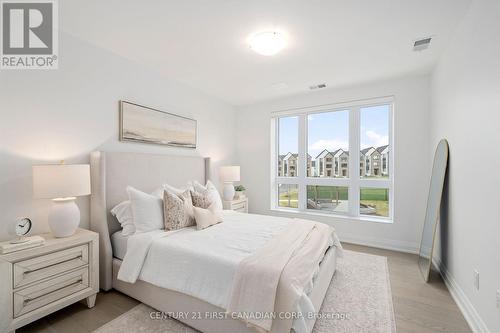 214 - 1560 Upper West Avenue, London, ON - Indoor Photo Showing Bedroom