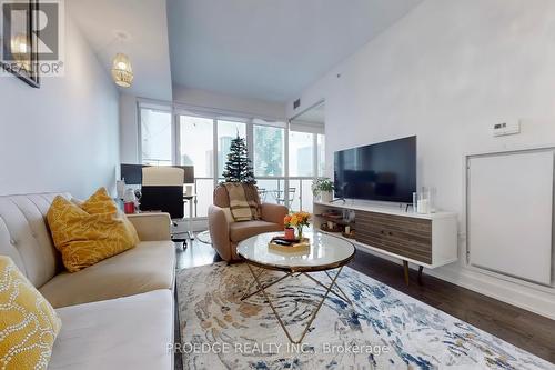 1307 - 1 The Esplanade Drive, Toronto, ON - Indoor Photo Showing Living Room