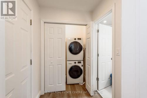 1 - 191 Sherman Avenue S, Hamilton, ON - Indoor Photo Showing Laundry Room