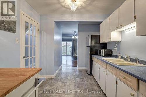 30 - 775 Osgoode Drive, London, ON - Indoor Photo Showing Kitchen With Double Sink