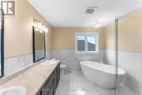 1455 Berkshire Drive, Kingston, ON - Indoor Photo Showing Bathroom