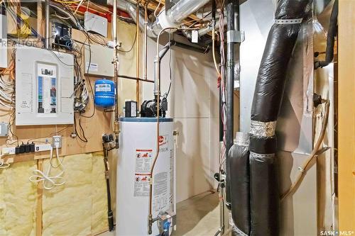 110 Adelaide Street E, Saskatoon, SK - Indoor Photo Showing Basement