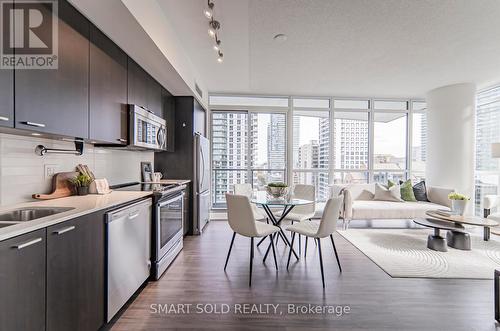 1210 - 30 Roehampton Avenue, Toronto, ON - Indoor