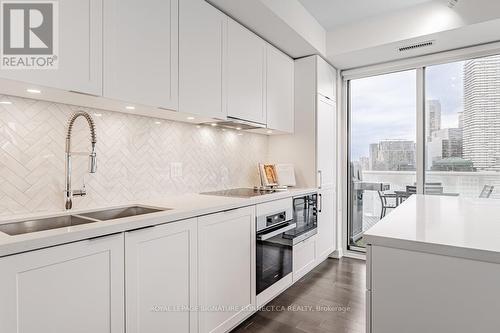 3405 - 15 Queens Quay E, Toronto, ON - Indoor Photo Showing Kitchen With Double Sink With Upgraded Kitchen