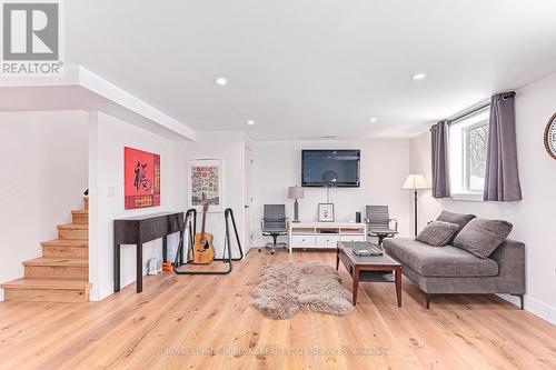 234 Canrobert Street, Grey Highlands, ON - Indoor Photo Showing Living Room