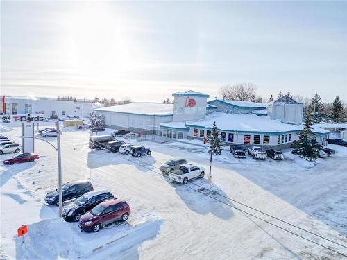 2140 Currie Boulevard, Brandon, MB 