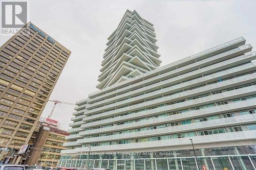 2210 - 15 Queens Quay E, Toronto, ON - Outdoor