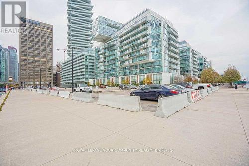 2210 - 15 Queens Quay E, Toronto, ON - Outdoor