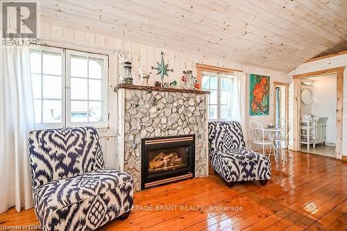 57 Erie Boulevard, Norfolk, ON - Indoor Photo Showing Other Room With Fireplace