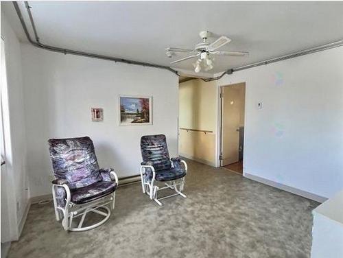 Living room - 31 Rue Du Lac, Saint-Joseph-De-Lepage, QC - Indoor Photo Showing Other Room