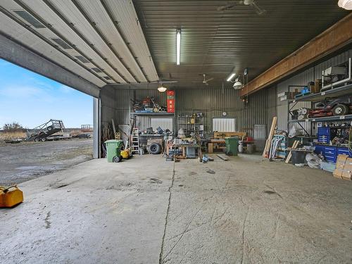 IntÃ©rieur - 35 Route 202, Stanbridge East, QC - Indoor Photo Showing Garage