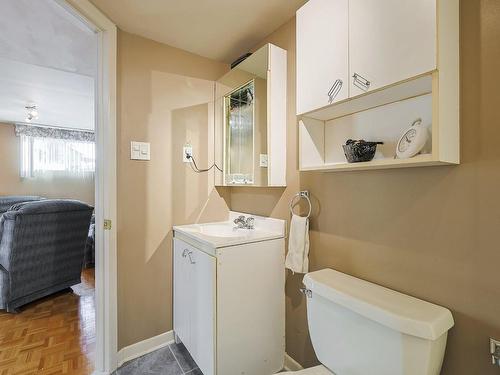 Salle de bains - 4529 Rue Alexandre, Terrebonne (Terrebonne), QC - Indoor Photo Showing Laundry Room