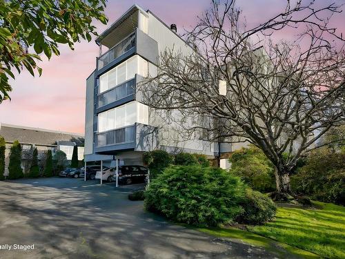 401-1188 Yates St, Victoria, BC - Outdoor With Balcony