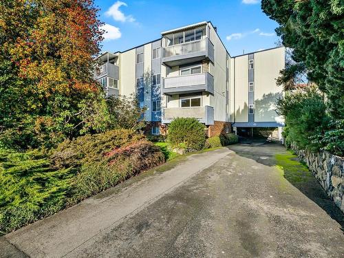 401-1188 Yates St, Victoria, BC - Outdoor With Balcony