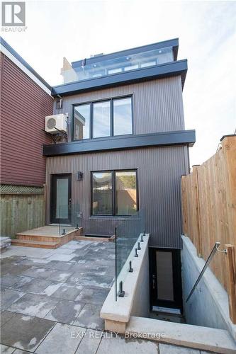 2 - 1175 Dovercourt Road, Toronto, ON - Outdoor