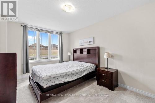 49 Crossings Way, Hamilton, ON - Indoor Photo Showing Bedroom