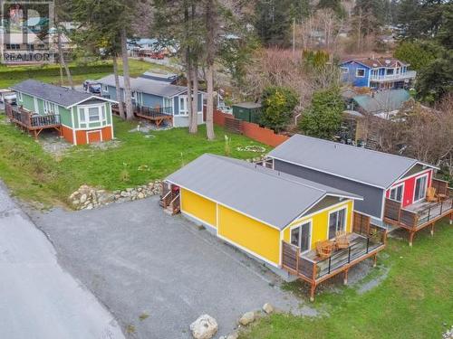 3465 Oak Street, Texada Island, BC - Outdoor