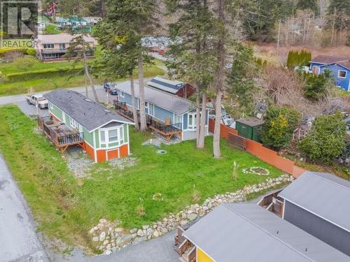 3465 Oak Street, Texada Island, BC - Outdoor