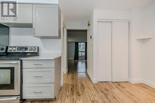 165 Green Valley Drive Unit# 2, Kitchener, ON - Indoor Photo Showing Kitchen