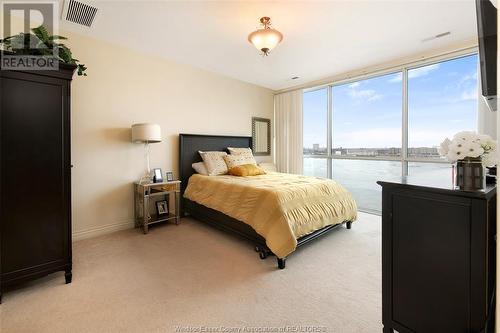 1225 Riverside Unit# 805, Windsor, ON - Indoor Photo Showing Bedroom