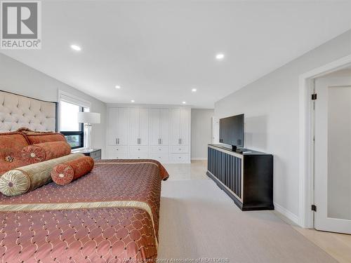 109 Robson Road Unit# 604, Leamington, ON - Indoor Photo Showing Bedroom