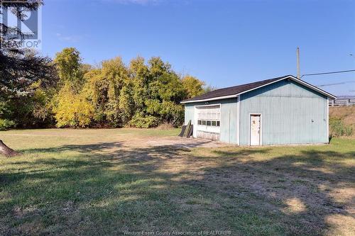 205 East Pike Creek Road, Lakeshore, ON - Outdoor