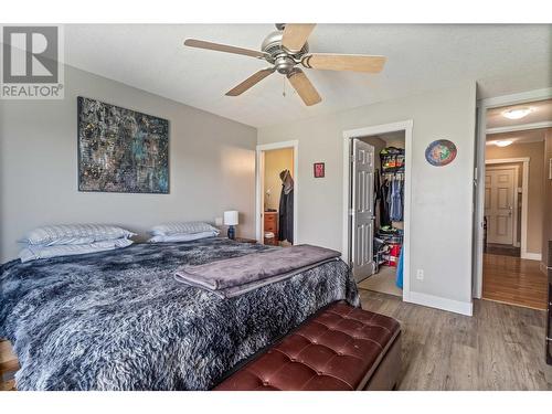 10476 Teresa Road, Lake Country, BC - Indoor Photo Showing Bedroom