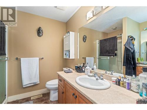 10476 Teresa Road, Lake Country, BC - Indoor Photo Showing Bathroom