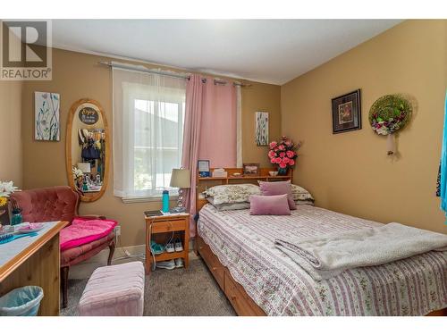 10476 Teresa Road, Lake Country, BC - Indoor Photo Showing Bedroom