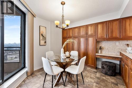 1204 - 900 Wilson Road N, Oshawa (Centennial), ON - Indoor Photo Showing Dining Room